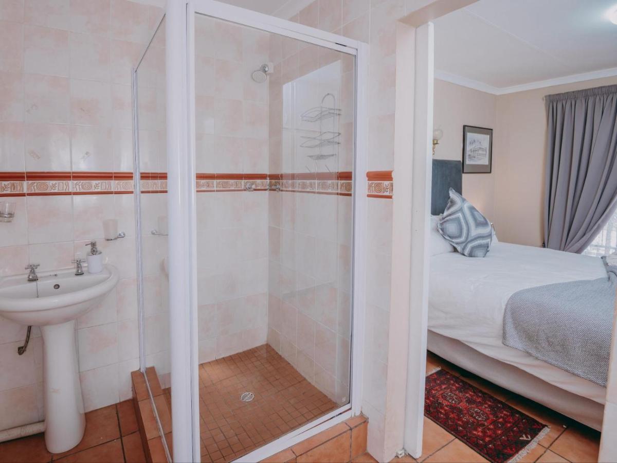 Beesdam Guesthouse Потчефструм Екстериор снимка