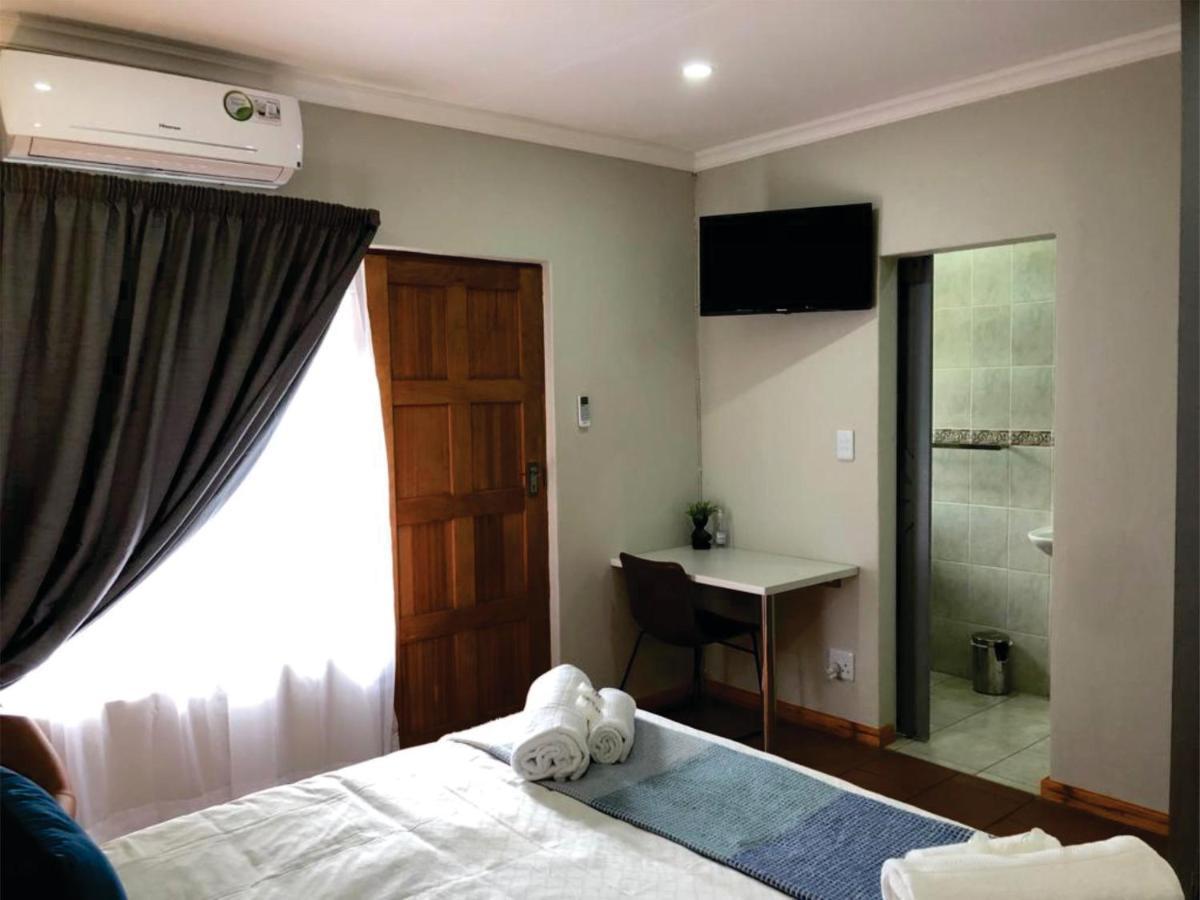 Beesdam Guesthouse Потчефструм Екстериор снимка
