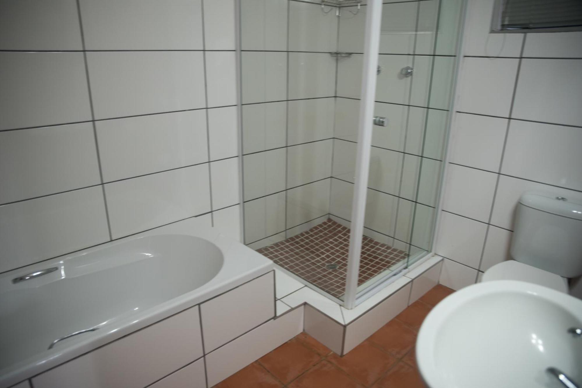 Beesdam Guesthouse Потчефструм Екстериор снимка